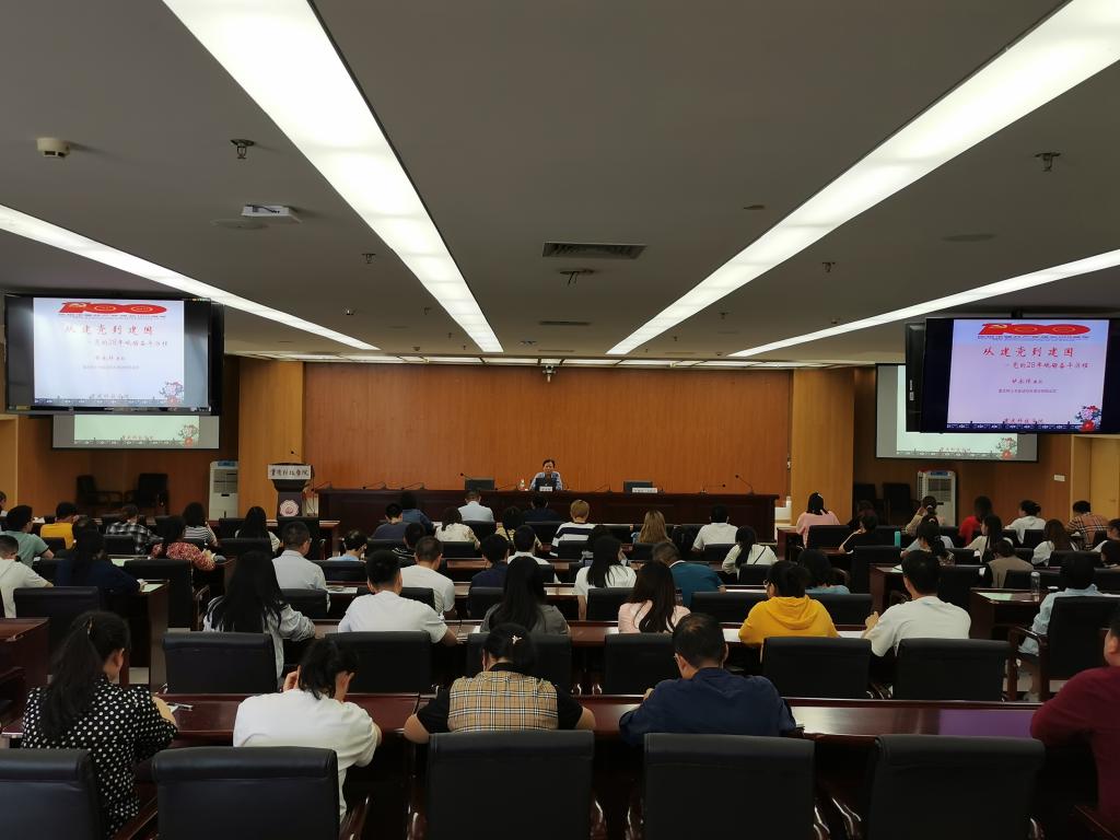 http://www.cqust.edu.cn/__local/E/FB/5C/3F317B4B6CE9AC38465A9F55E07_099E73F9_1589F.jpg?e=.jpg